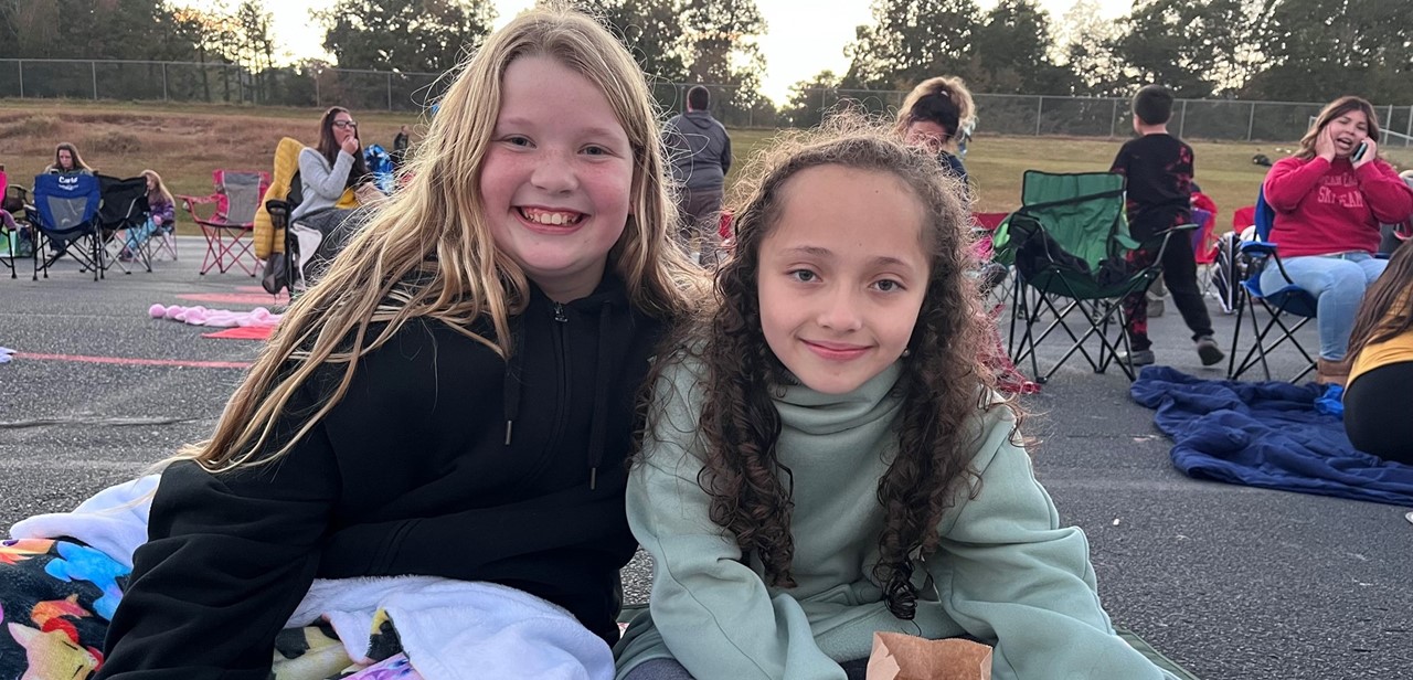 GBT fifth grade students enjoy outdoor movie night