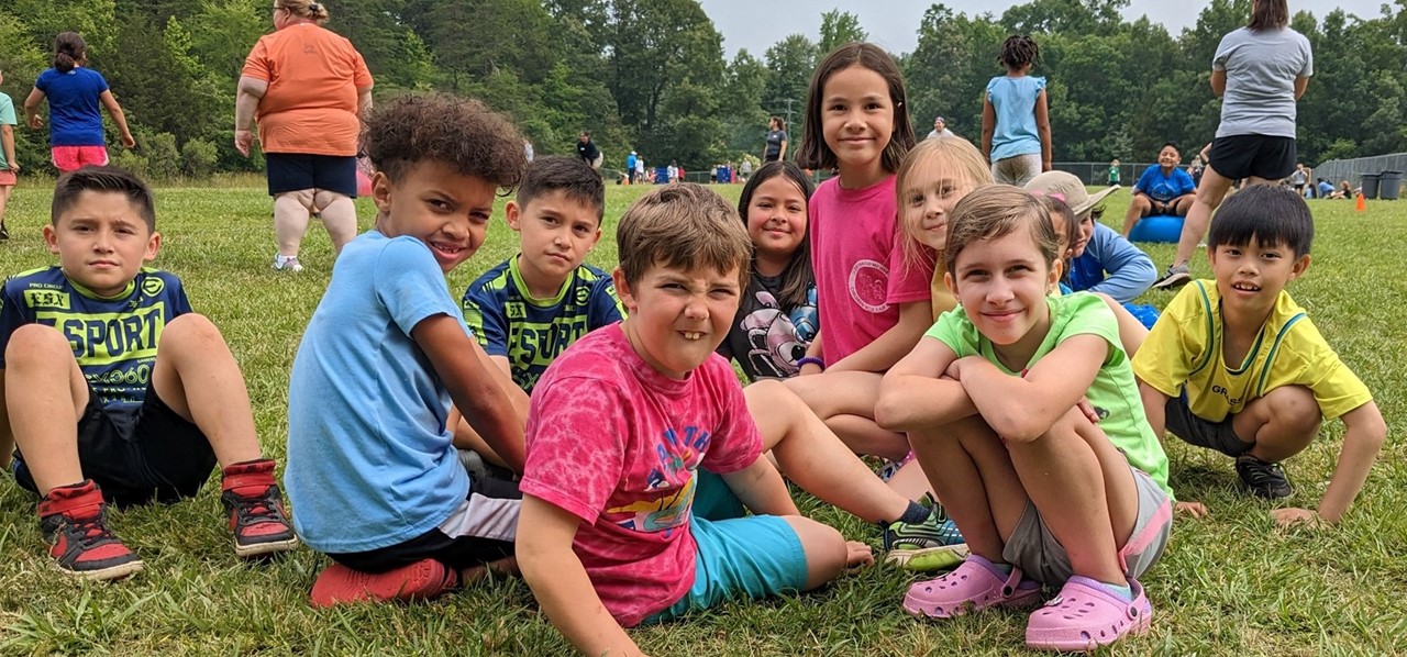 2nd grade students enjoying field day